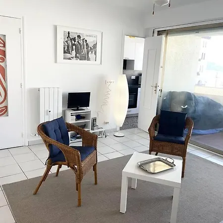 Hendaye Plage Charmant Studio 2Pers Avec Grande Terrasse Vue Mer Exterior photo
