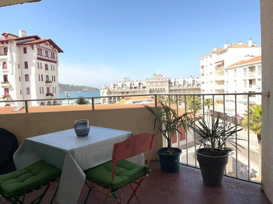 2pers Avec Grande Terrasse Vue Apartment Hendaye